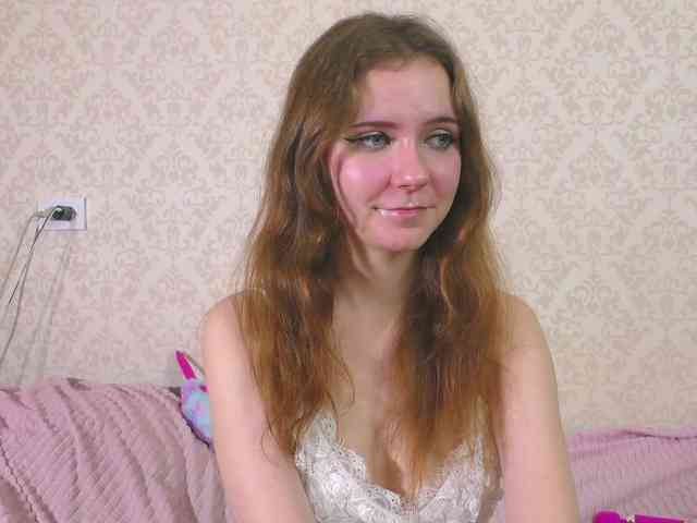 Cuteal1ce webcam
