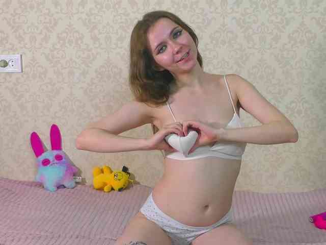 Cuteal1ce webcam