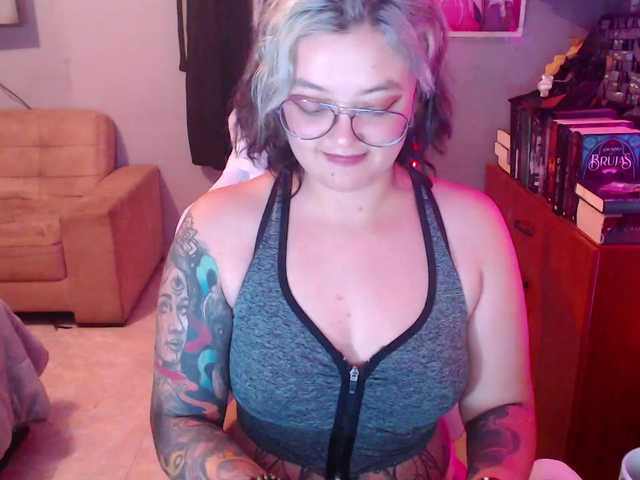 lummiki live cam on BongaCams