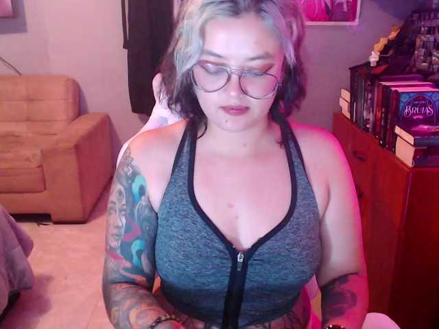 lummiki live cam on BongaCams