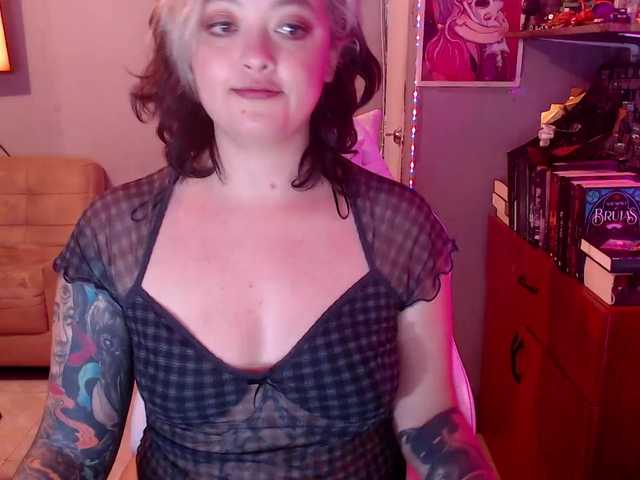 lummiki live cam on BongaCams