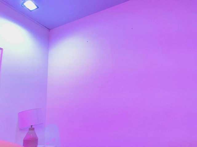 Julie-preston live cam on BongaCams