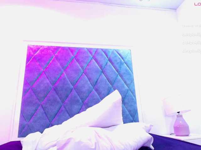 Julie-preston live cam on BongaCams