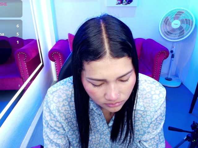 Julie-preston live cam on BongaCams