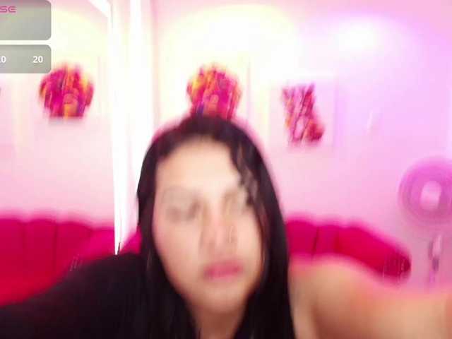 Julie-preston live cam on BongaCams
