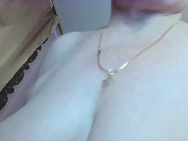MargieEvansy live cam preview
