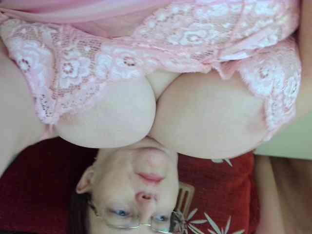 MargieEvansy webcam