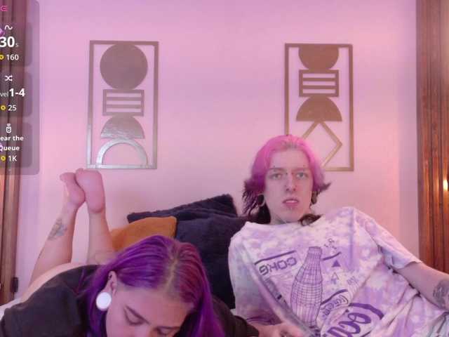 Winchester-Hanna live cam on BongaCams