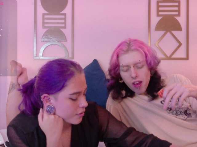Winchester-Hanna live cam on BongaCams