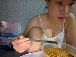 Lynny-1 Porn Show