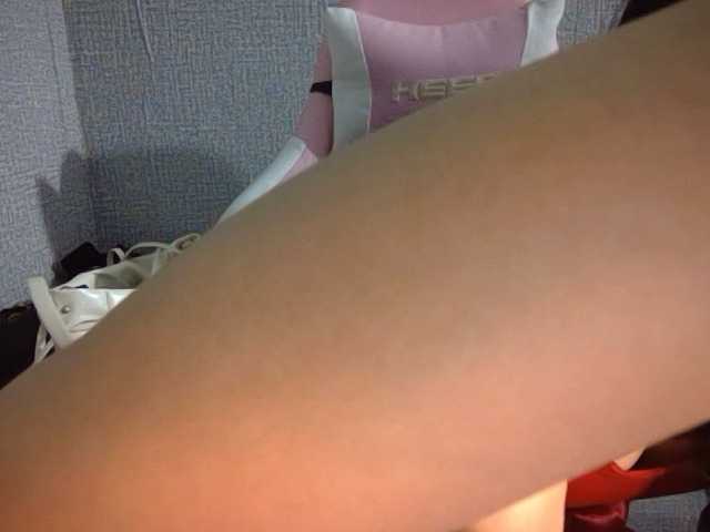 Lynny-1 live cam on BongaCams