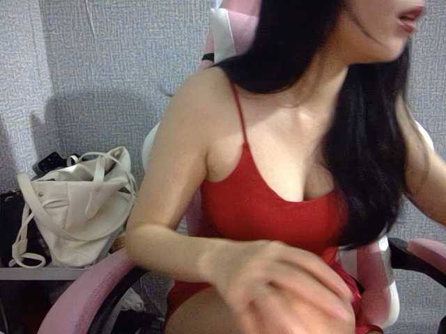 Lynny-1 live cam on BongaCams
