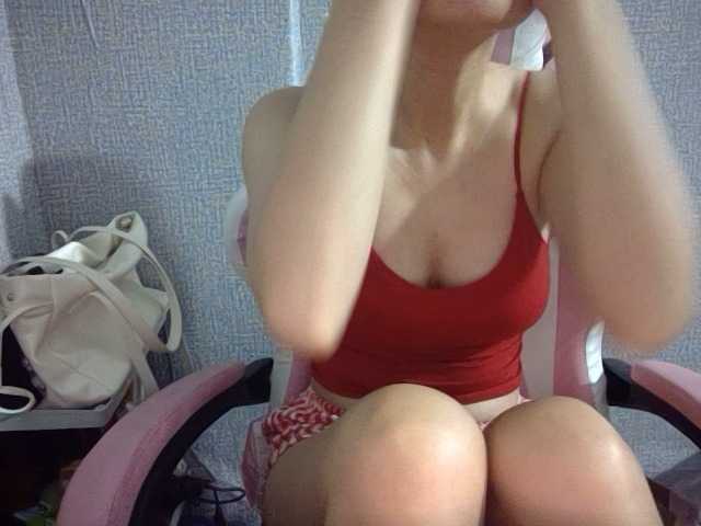 Lynny-1 live cam on BongaCams