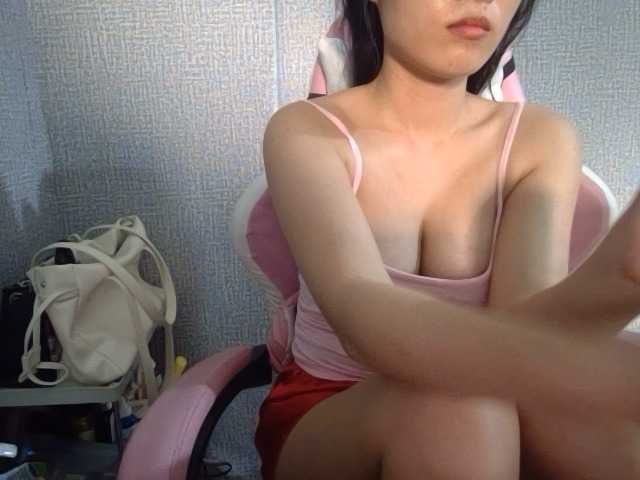 Lynny-1 live cam on BongaCams