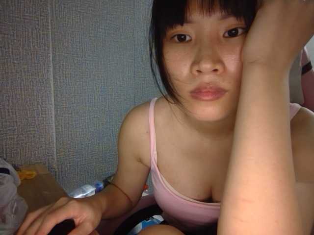 Lynny-1 live webcam show