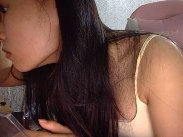 Lynny-1 live webcam show