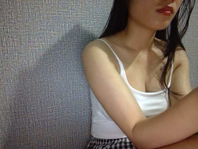 Lynny-1 live cam on BongaCams