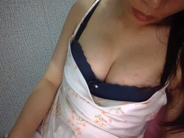 Lynny-1 live cam on BongaCams