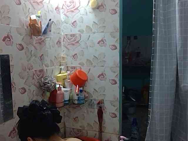 Lynny-1 webcam
