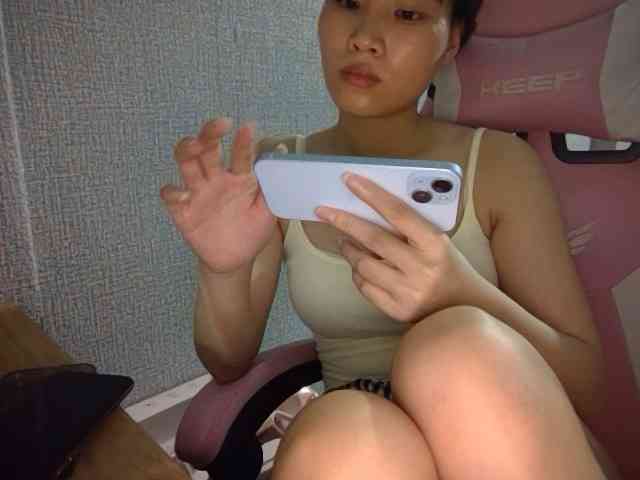 Lynny-1 webcam
