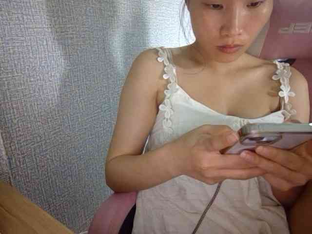 Lynny-1 webcam