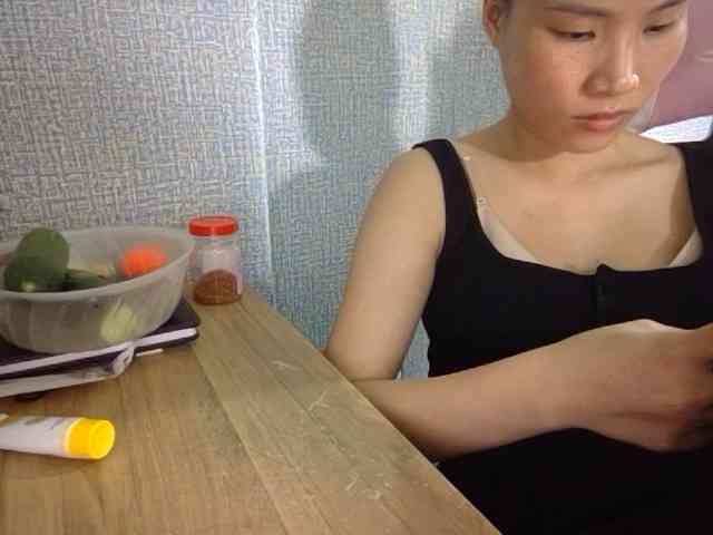 Lynny-1 webcam