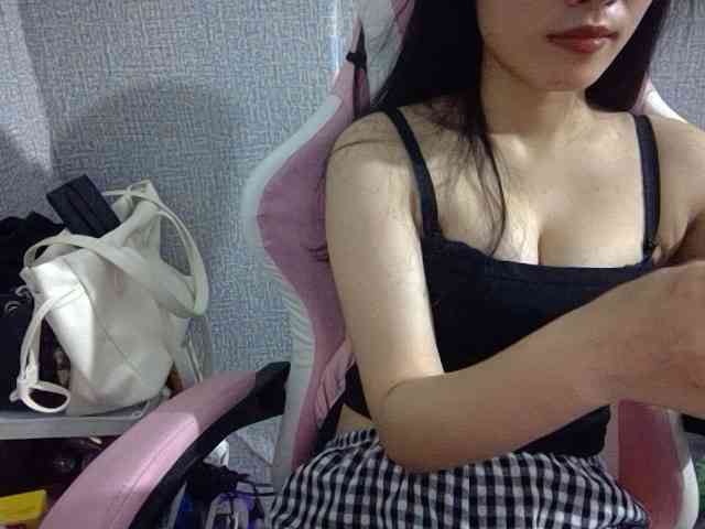 Lynny-1 webcam