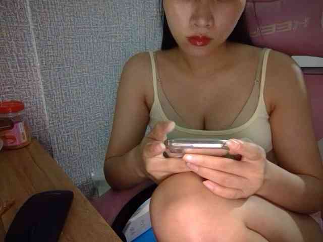 Lynny-1 webcam