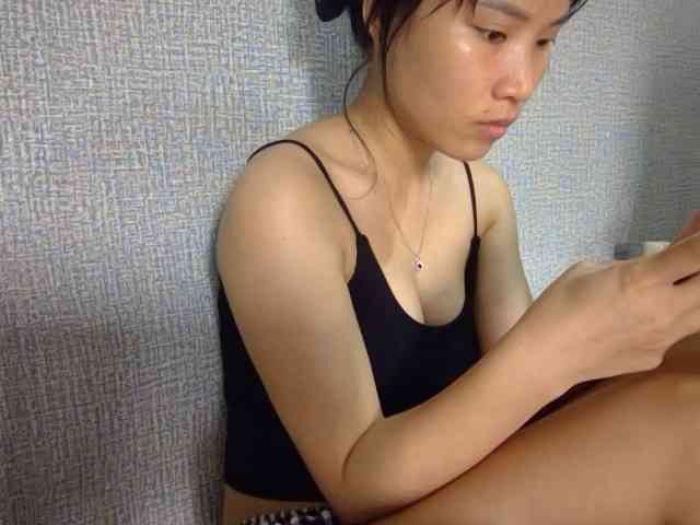 Lynny-1 webcam