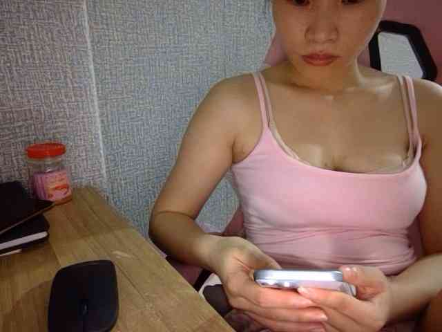Lynny-1 webcam