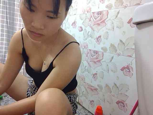 Lynny-1 webcam