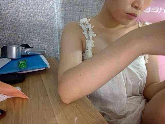Lynny-1 webcam