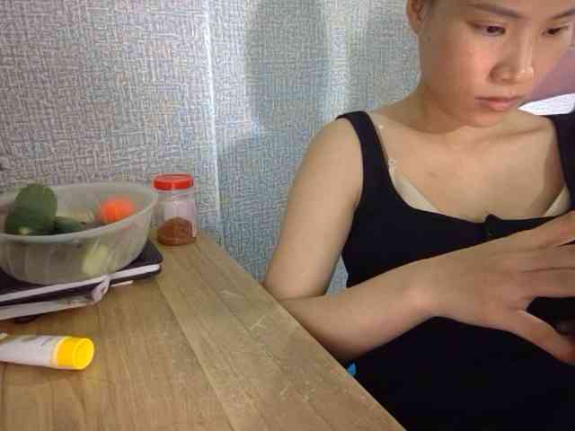 Lynny-1 webcam