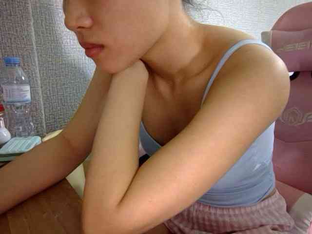 Lynny-1 webcam