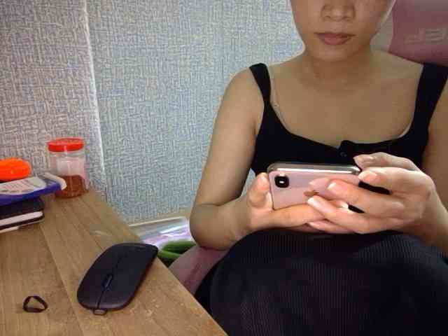 Lynny-1 webcam