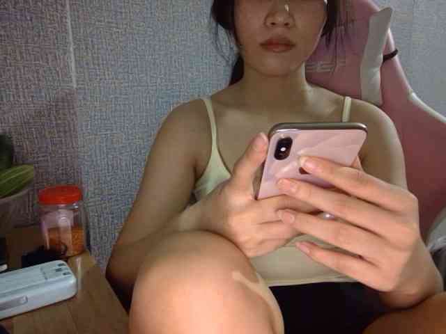 Lynny-1 webcam