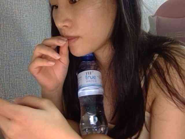Lynny-1 webcam