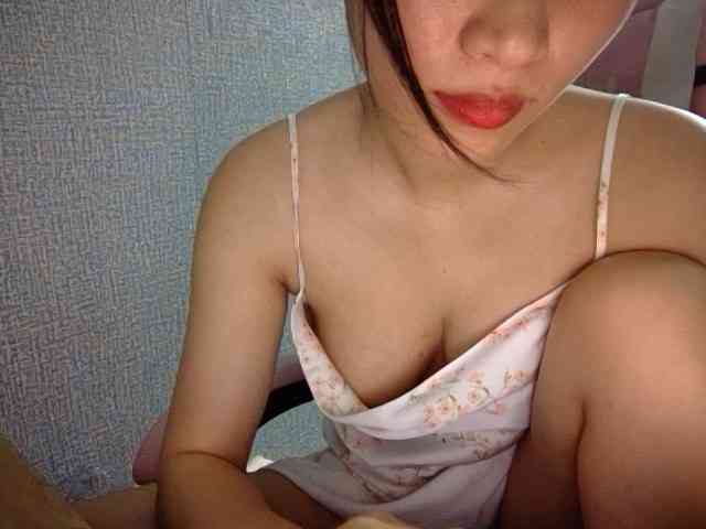 Lynny-1 Sex Cam Show