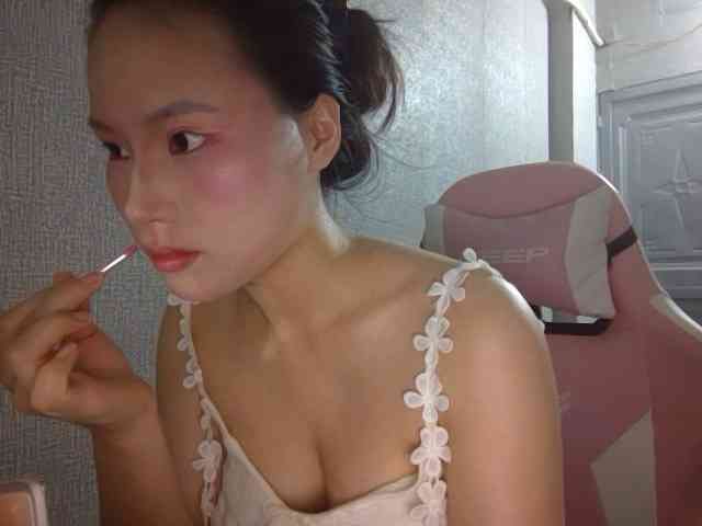 Lynny-1 webcam