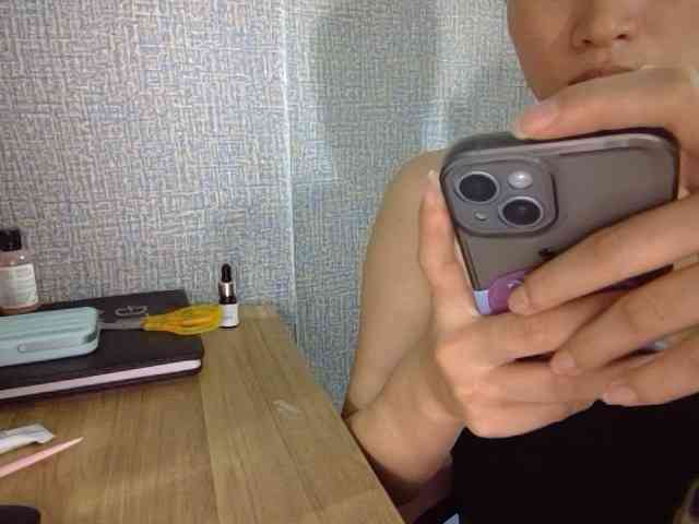 Lynny-1 webcam