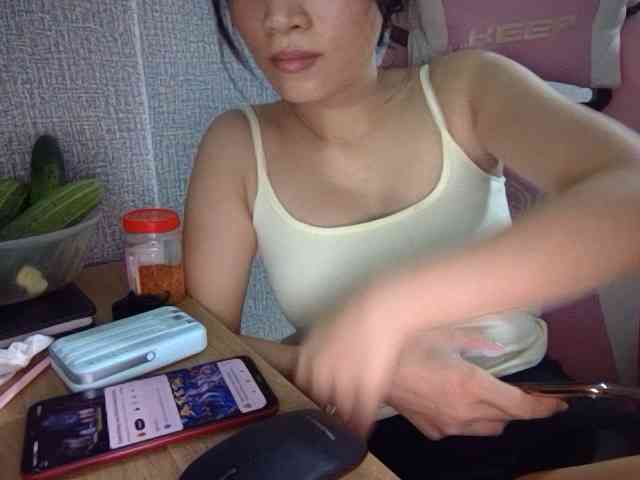 Lynny-1 webcam