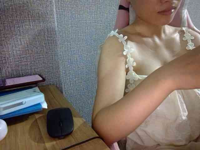 Lynny-1 webcam