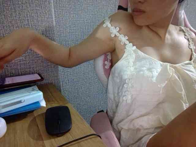Lynny-1 webcam