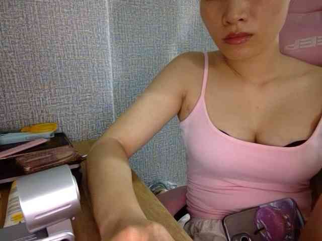 Lynny-1 webcam