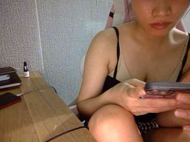 Lynny-1 webcam