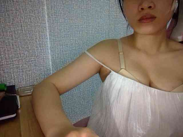 Lynny-1 webcam