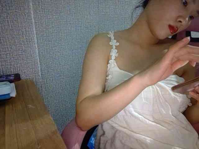 Lynny-1 webcam