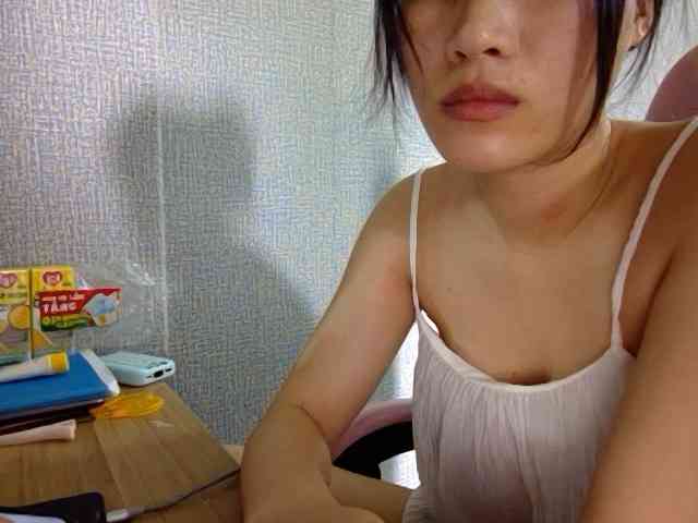Lynny-1 webcam