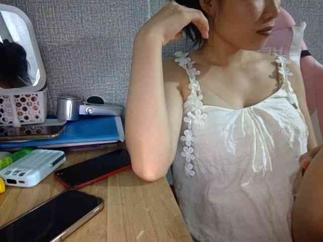 Lynny-1 webcam