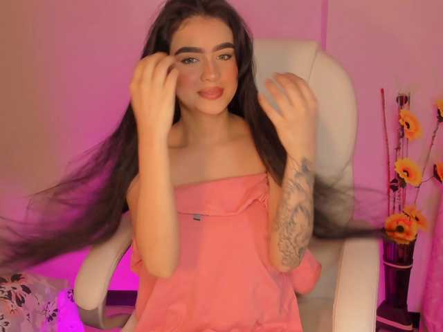 celestecollins00 live cam on BongaCams